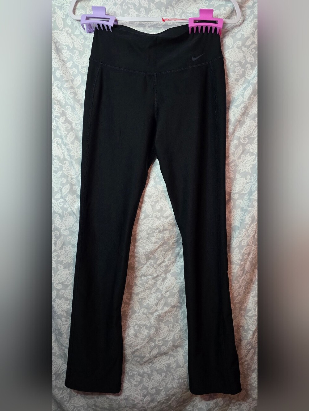 Nike Black Stretch Dri- Fit Bootcut Leggings Size Small 31.5" Inseam